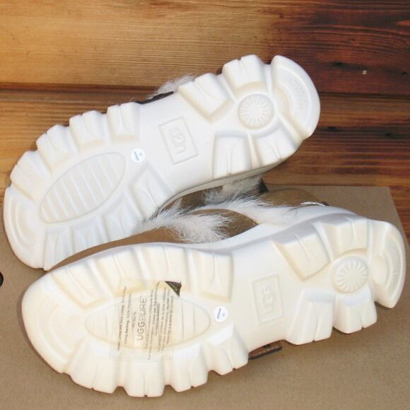 NWT UGG Ankle Boots - Picture 7 of 10